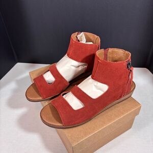 *no box* Sundance Geewawa Rust Suede Leather Sandals | Size 8